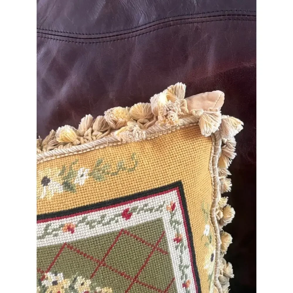 Vintage Aubusson Style Needlepoint Hen Chicken Pillow Tassel Fringe 17